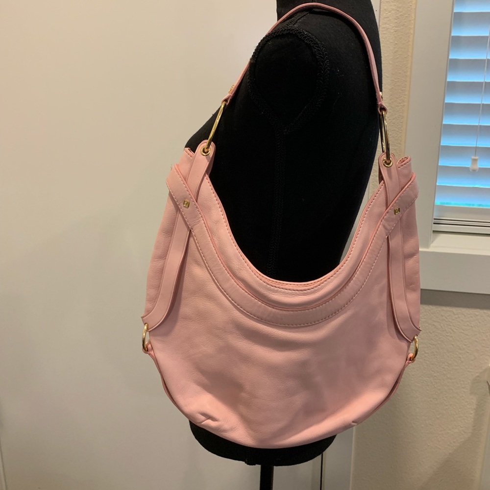 SOLD-Juicy Couture pink shoulder purse 👛